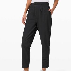 Lululemon Essential High-Rise Trouser